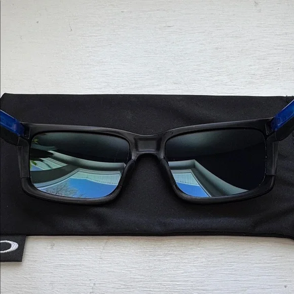 Oakley Mainlink - Prism Sapphire Lens